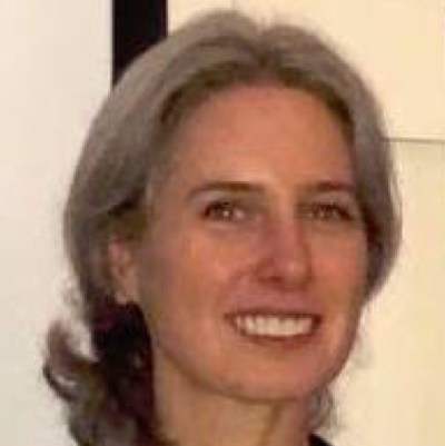 Lauren  Leve Headshot