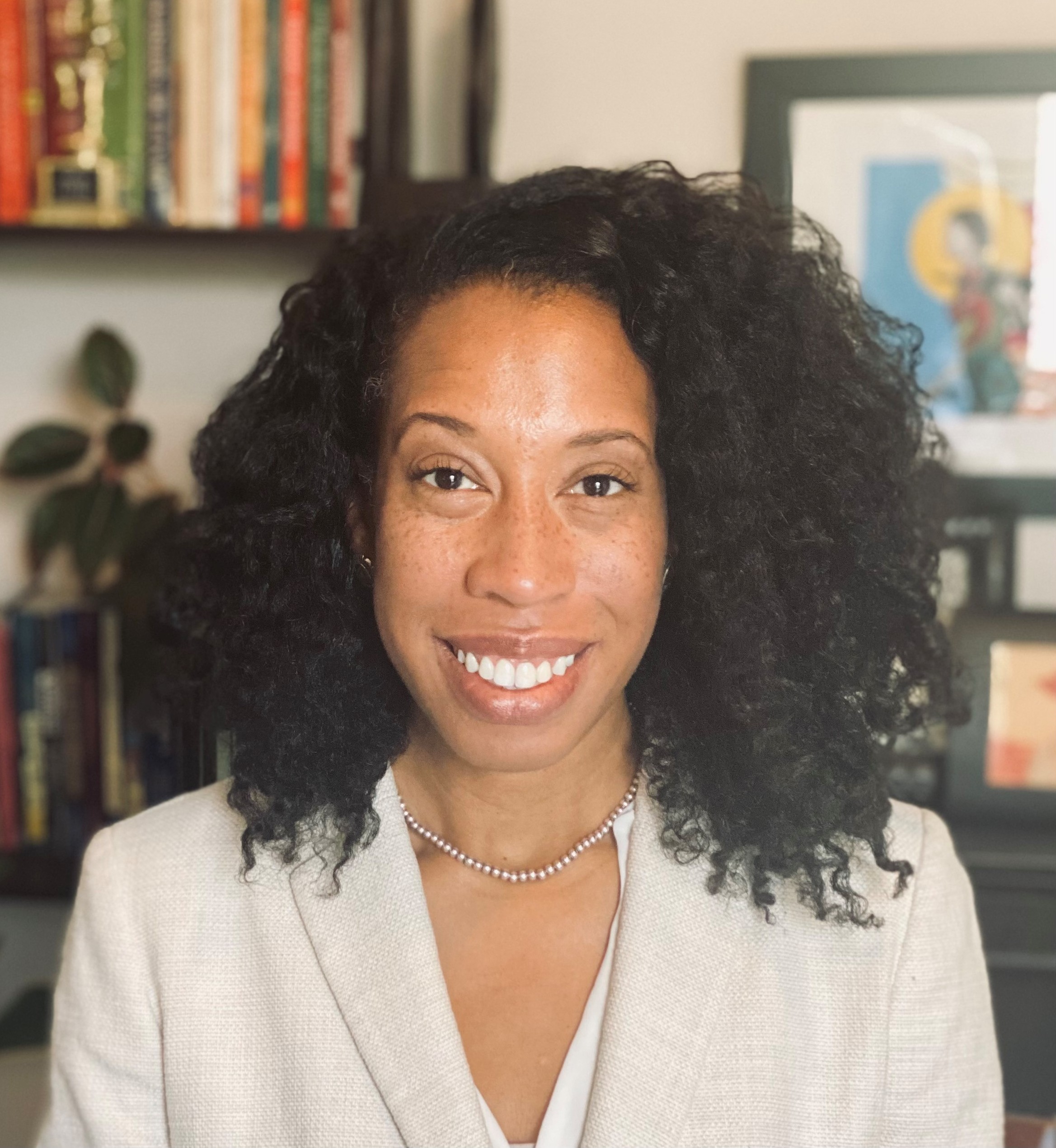 Cassandra R Davis Headshot